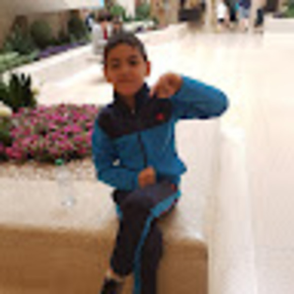 Meet your Posher, Tarek - Picture 1 of 1